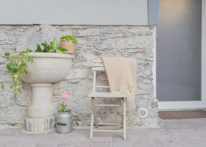 Appartement Pozzo Vertical With Garden And Parking By Rent