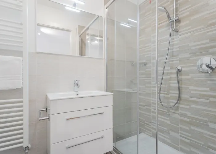 Pozzo Vertical With Garden And Parking By Rent Torno