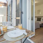 Pozzo Vertical With Garden And Parking By Rent דירה
